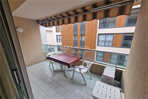 studio à la location -   83700  SAINT RAPHAEL, surface 32 m2 location studio - UBI481013684